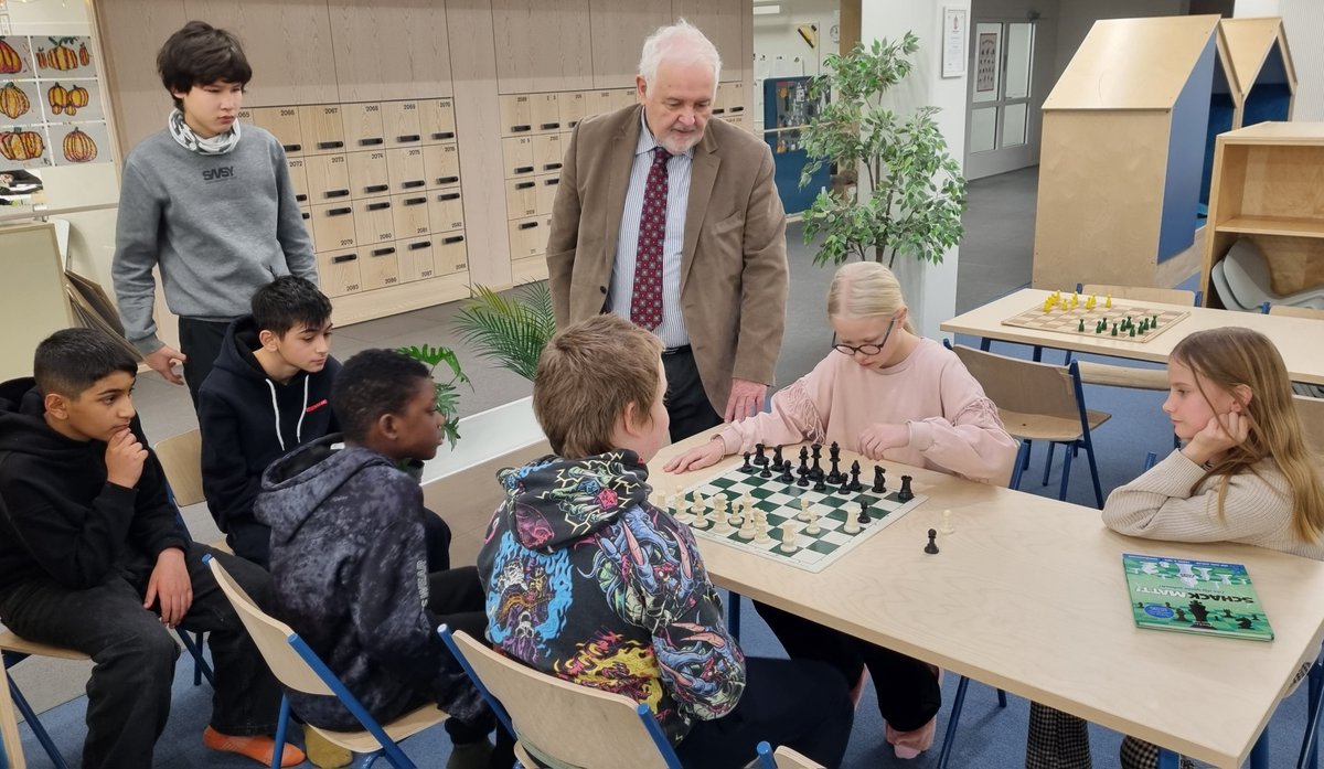 ChessPlus's tweet image. John&apos;s book, CheckMate, The Wonderful World of Chess, has been translated into many languages and has received international recognition.
He&apos;s been invited to Finland to give chess lessons and introduce his favourite strategy games to children. It was great fun and a big success.