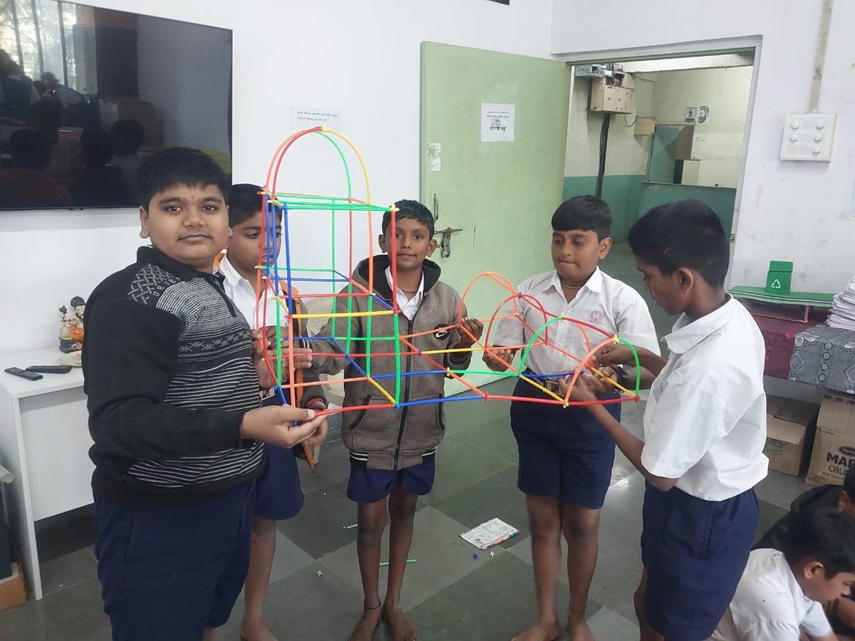 myudaantrust1's tweet image. Young innovators in action! 🚀
Grade 8 students built real structures using STEM kits — learning logic, teamwork &amp;amp; creativity.
Hands-on learning = confident children. 💛✨

#MyUdaanTrust #STEMLearning #RoboticsForKids #YoungInnovators #EducationForAll #HandsOnLearning
