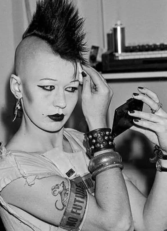 billynews3's tweet image. PUNK´S NOT DEAD
#punk #punkrock #punksnotdead #punkrocker
#punks #punkstyle #punkrockers
#oldschoolpunk #staypunk #punklife
#punkforever #punkmusic #punkbands
#punknotdead #punkisnotdead #streetpunk
#punker #upthepunx #UpThePunk