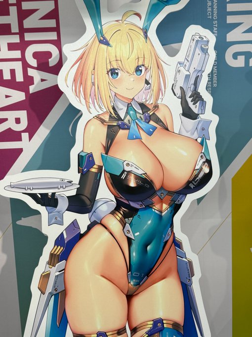 等身大パネル非常に良くできてて満足 