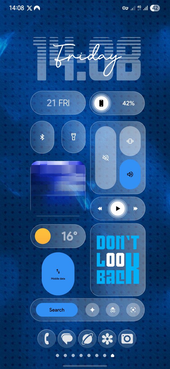 BehdadJalali's tweet image. Widget @AppsLab_Co 
Wallpaper @Hirak_Pixel 
Iconpack @PizzApp_Design