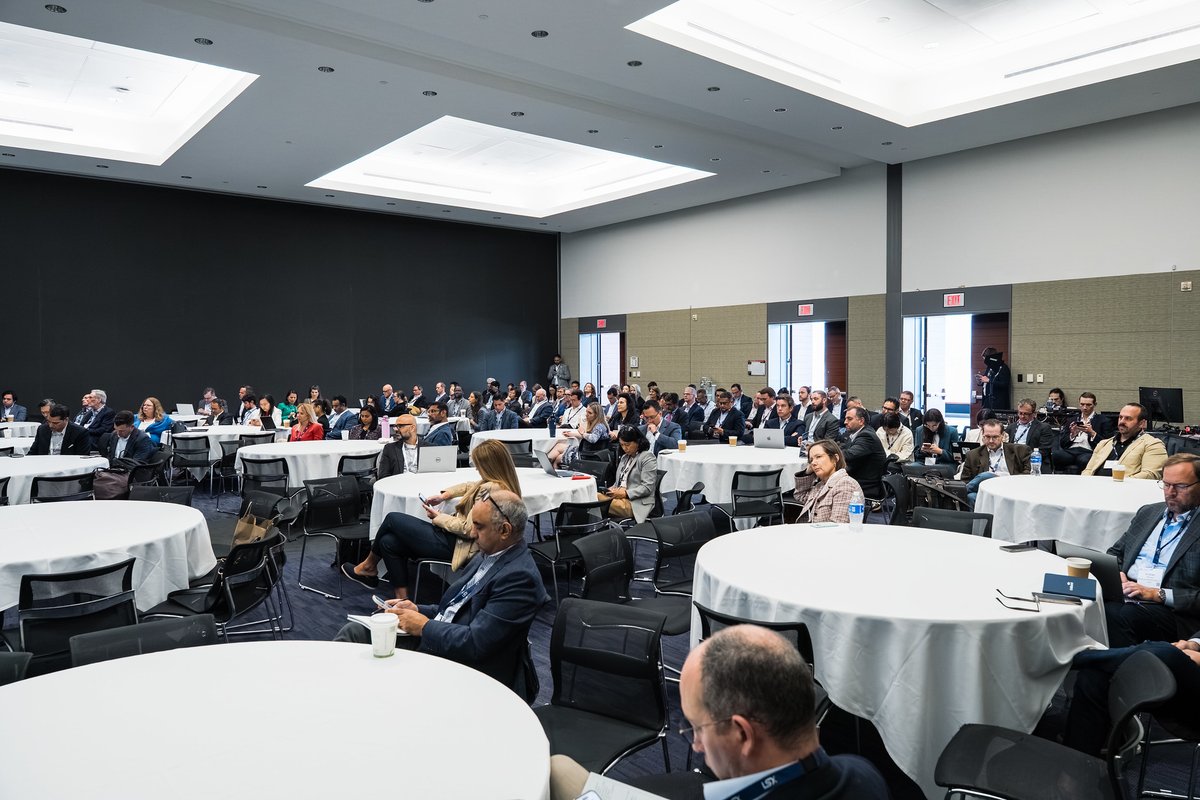 Neuroelectrics's tweet image. Our dynamic CEO, Ana Maiques, relentlessly champions innovation in #brainhealth, inspiring us week after week! ✈️🌍 Just this past September, she connected with industry leaders and investors at the LSX Congress in #Boston!
#Neurotech #MedTech #LifeSciences  #Neuromodulation
