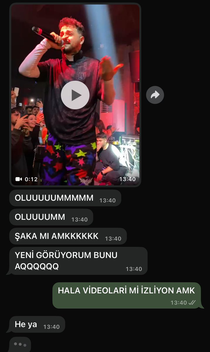 hhilllly's tweet photo. Biz hala konserin etkisinden cikamadik sanirim abi @weghrumi https://t.co/QY7sWkDa11