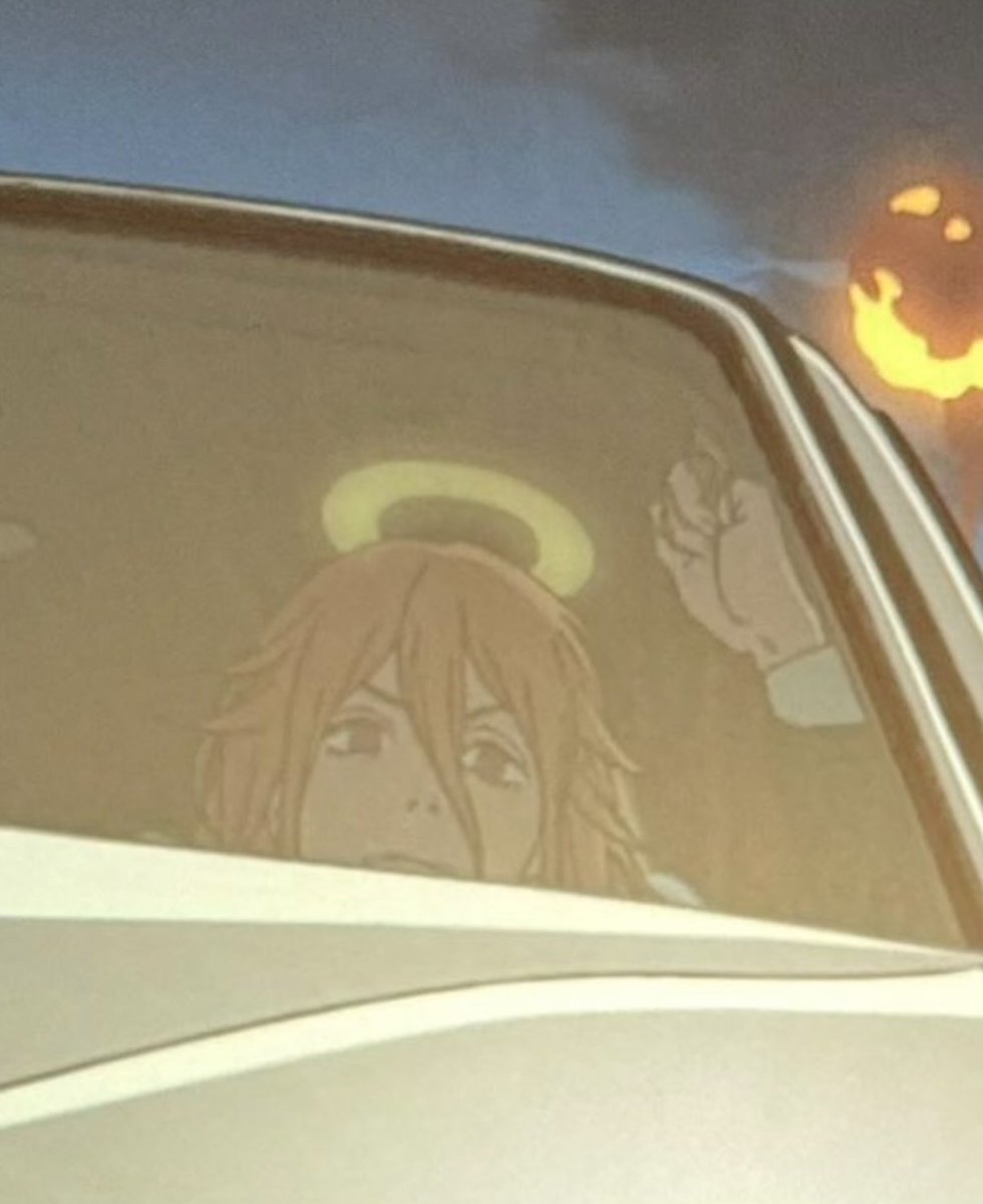 toiletgnomes's tweet image. Gripping the handle bar thing oh he just like me for real