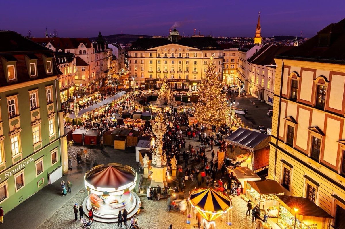 VisitCZ's tweet image. Christmas in Brno
Come experience the true Advent atmosphere of the Christmas markets in the heart of Brno
 visitczechia.com/en-us/things-t…