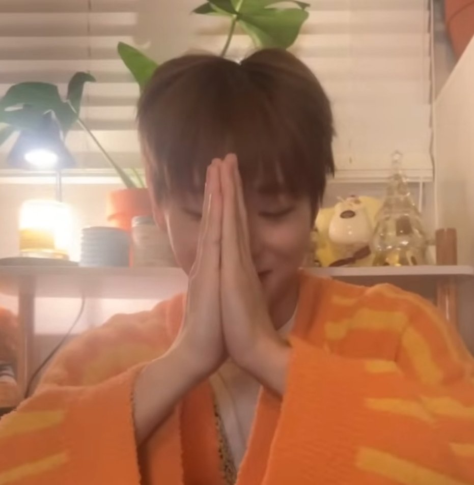 햄스타 tweet media