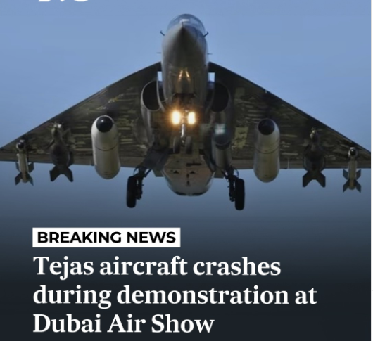 RunnarBlade's tweet photo. An Indian Tejas fighter jet crashed during air display at the Dubai Air Show

@RealBababanaras  Pl-15 chalgya kiya https://t.co/8APbfbwCvX