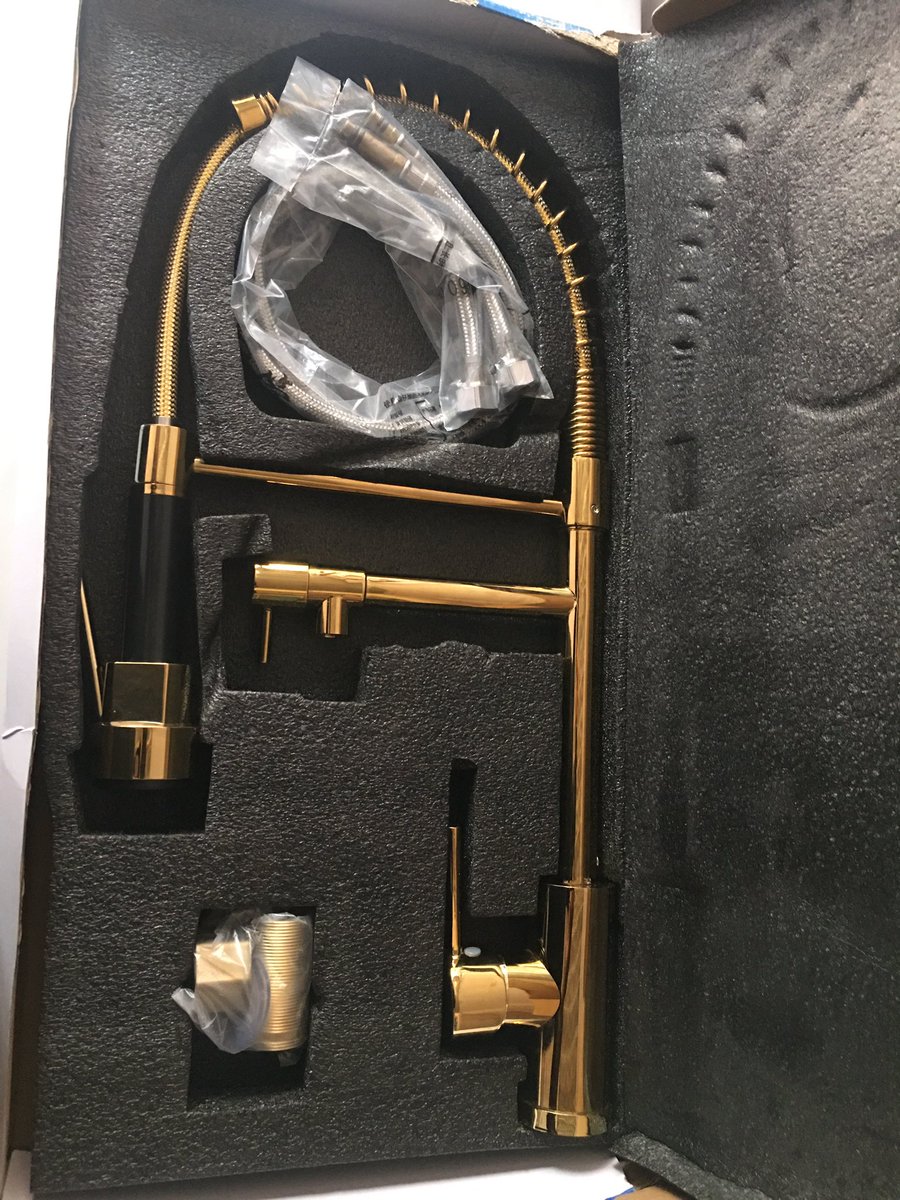 Edunuelventures's tweet image. Quality sink mixer taps for that modern kitchen👌🏾
#Plumbing #kitchen #Naijahomes