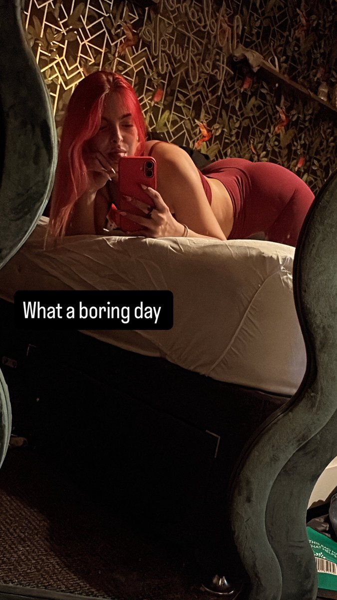 Reddollyy23's tweet photo. 😜😏 https://t.co/MOpceooamx