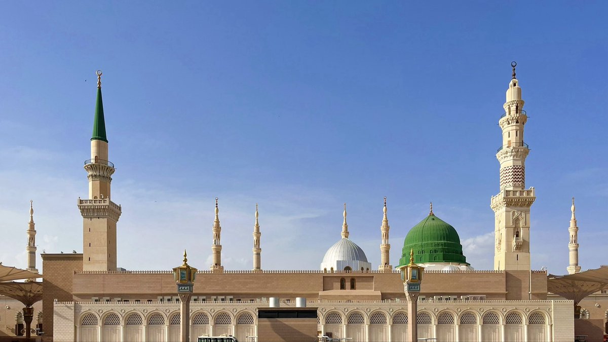 اللهم صل وسلم على نبينا محمد ﷺ
