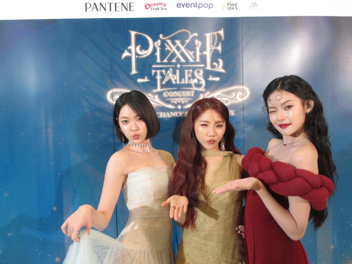 PIXXIEofficial_'s tweet image. ‧⁺🧚🏻‍♀️‘𝑃𝑖𝑋𝑋𝑖𝐸 𝑇𝑎𝑙𝑒𝑠 𝐶𝑜𝑛𝑐𝑒𝑟𝑡 : 𝑇ℎ𝑒 𝐸𝑛𝑐ℎ𝑎𝑛𝑡𝑒𝑑 𝐶𝑒𝑟𝑒𝑚𝑜𝑛𝑦’ 𝑃𝑟𝑒𝑠𝑠 𝐶𝑜𝑛𝑓𝑒𝑟𝑒𝑛𝑐𝑒｡*👑

#PiXXiE
#PiXXiE_2ndConcert
#PiXXiETalesConcert
#PiXXiETalesConcert_PressCon