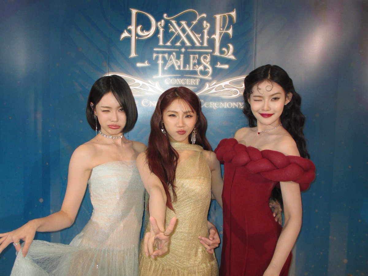 PIXXIEofficial_'s tweet image. ‧⁺🧚🏻‍♀️‘𝑃𝑖𝑋𝑋𝑖𝐸 𝑇𝑎𝑙𝑒𝑠 𝐶𝑜𝑛𝑐𝑒𝑟𝑡 : 𝑇ℎ𝑒 𝐸𝑛𝑐ℎ𝑎𝑛𝑡𝑒𝑑 𝐶𝑒𝑟𝑒𝑚𝑜𝑛𝑦’ 𝑃𝑟𝑒𝑠𝑠 𝐶𝑜𝑛𝑓𝑒𝑟𝑒𝑛𝑐𝑒｡*👑

#PiXXiE
#PiXXiE_2ndConcert
#PiXXiETalesConcert
#PiXXiETalesConcert_PressCon