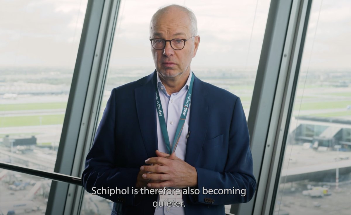 "Stiller". #Schiphol