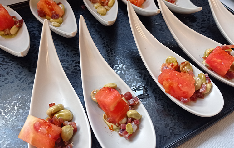 Turistilla_com's tweet photo. Platos de Navidad Saludable 2025 https://t.co/mM79bIflbp https://t.co/T9rUQIx0B8