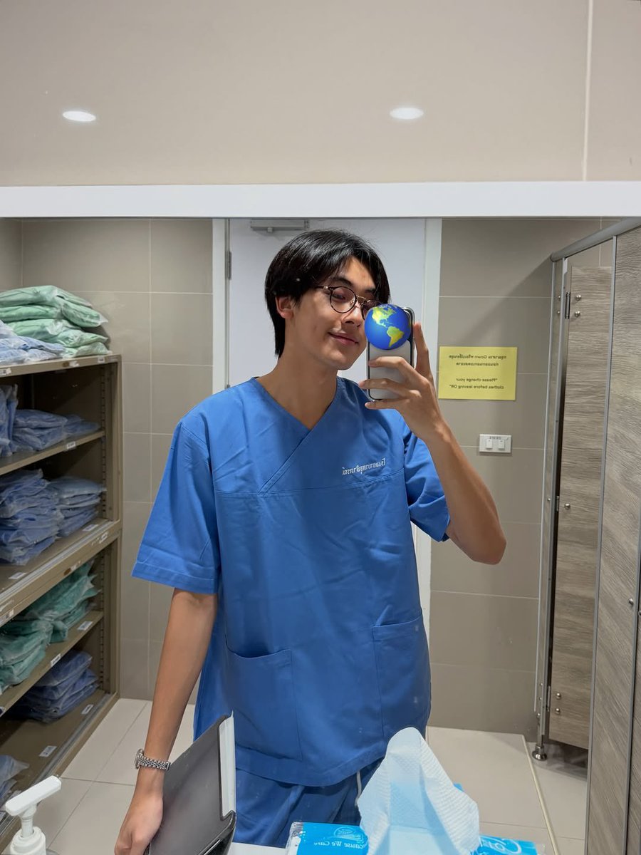 ดอกไม้ ✿ tweet media