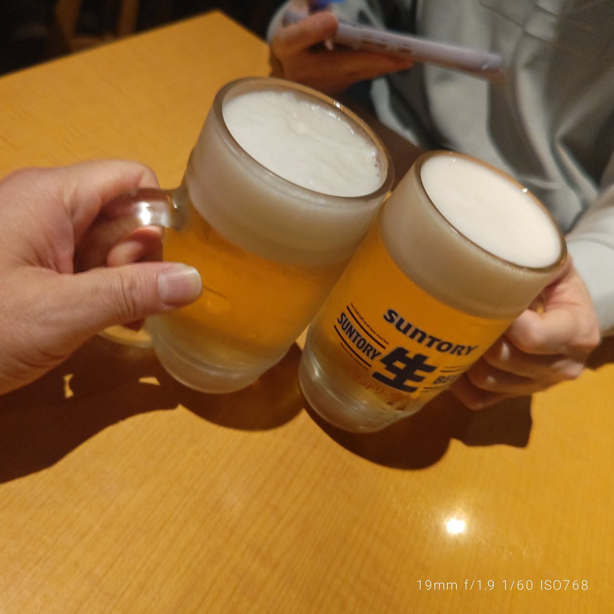 chanterabi's tweet photo. よりさんと1億年ぶりの🍻 https://t.co/KestDdXDie