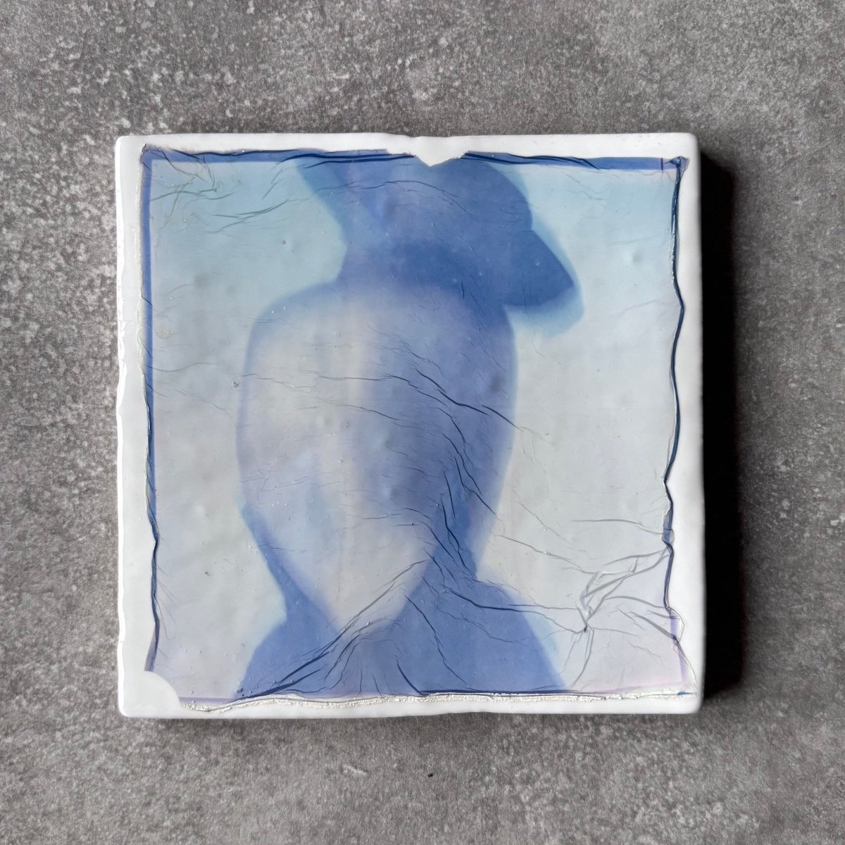 CelineEyes's tweet image. Le songe de Céline — déclinaisons

👉 Envie d’en voir d’autres ou de commander une pièce ?
celinepivoineyes.com/le-blog/emulsi…

#celinepivoine #emulsionpolaroid #polaroidlift #mixedmedia #artcontemporain #pieceunique #ceramicart #fineartprints