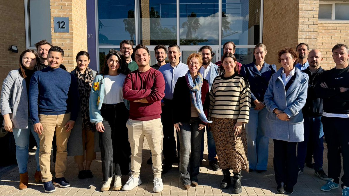 ceeivalencia's tweet image. Escuchamos a las 15 finalistas de #ScaleUpVlc. 🥊

Gracias al jurado por su compromiso 🙌 @jestebancid, Diego Martínez @techtransferUPV, @inmabeag, B. Eslava @CEV_CV, Flo Erize @Startup_VLC, A. Medrano @AJEValencia, Pilar Fandos @caixapopular, Jose Vilar @GVAivace y @RamonCEEIVLC