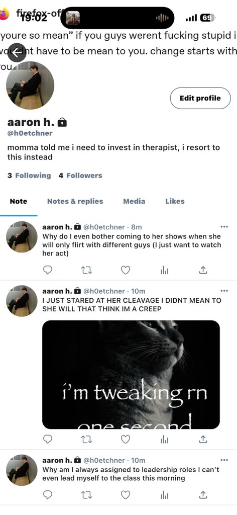riri 🐻‍❄️ tweet media