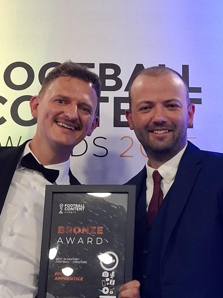 FPL_apprentice1's tweet image. Truly amazed that we&apos;ve ended up 3rd at @The_FCAs for Best in Fantasy Football Creators.
We&apos;re a pretty small channel, so expected nothing more than the chance to grab a few beers together - geeat to place 🥳

Congrats to @HollyShand for the win 🏆 

@FPLCorbs 
#FPL #FPLCommunity