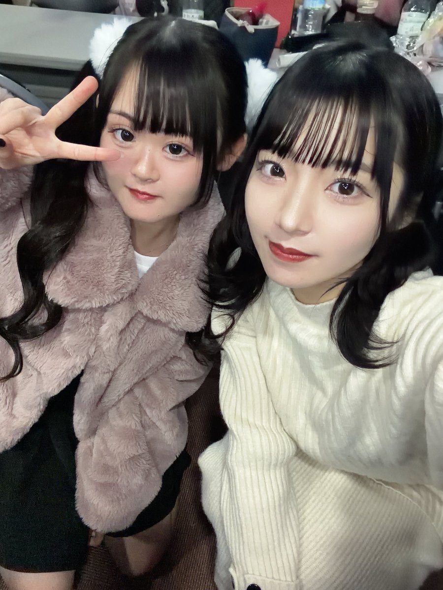 link___start's tweet image. 「アイドル好きで何がわるい」

📍ナンバーゲート
お越しいただきありがとうございました🔥
〜   ・   〜   ・   〜   ・   〜   ・   〜   ・   〜
11/29(土) 主催ライブ
t.livepocket.jp/e/20251129_lin…

11/29(土) 清水美早生誕祭(大阪)
t.livepocket.jp/e/20251129_lin…

12/7(日) 主催ライブ(名古屋)…