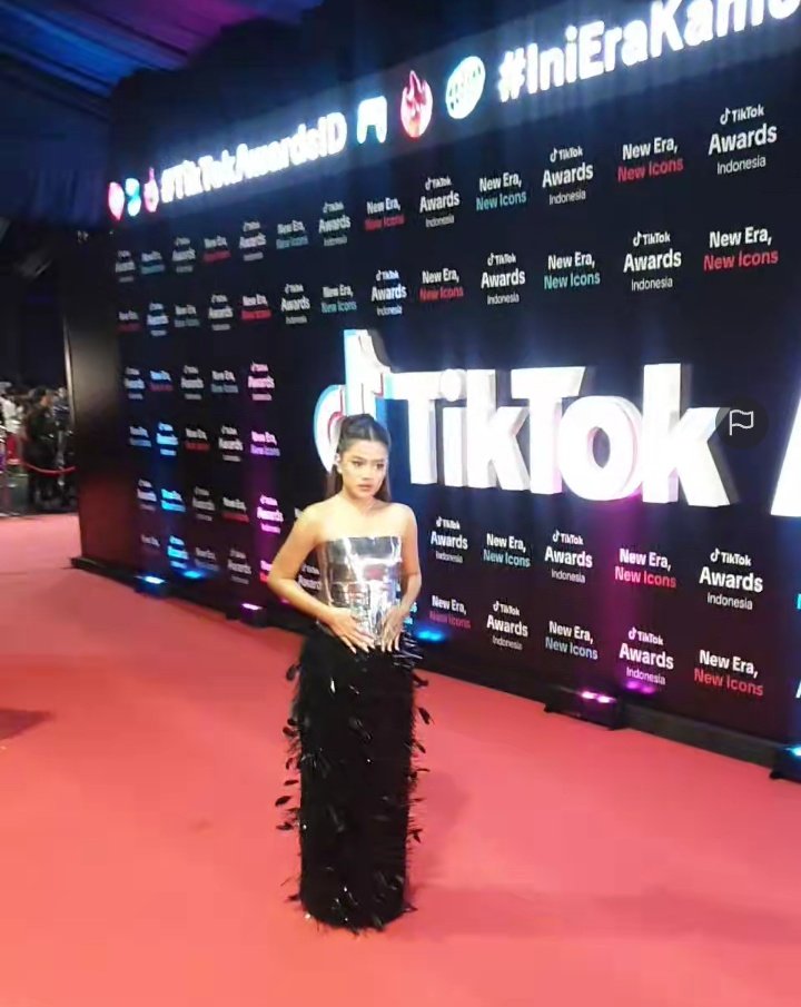 donatsmnis's tweet image. cantiknya kakakk

AQEELA AT TTA 2025
#TikTokIDNewIconAqeela
#TikTokAwardsIDBerqeelau