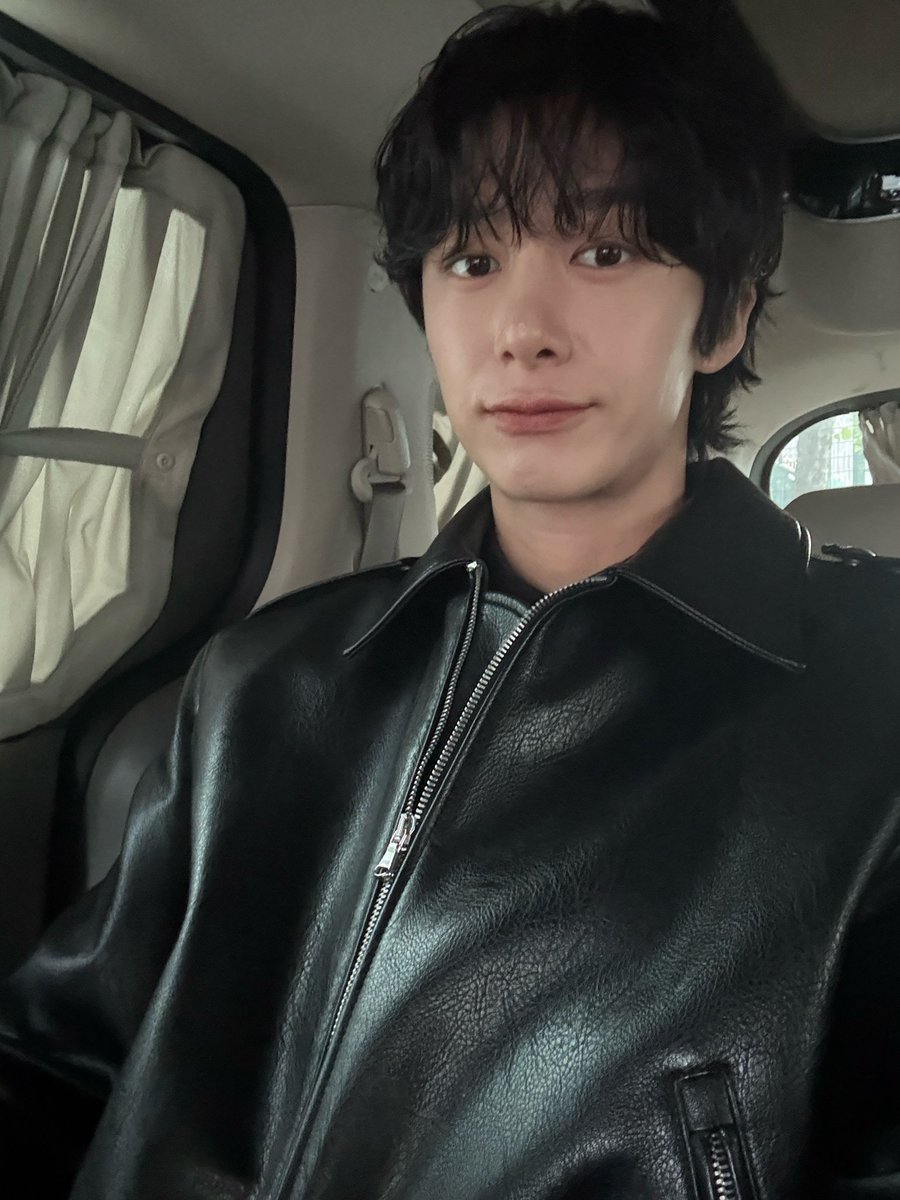 hyungwon things tweet media