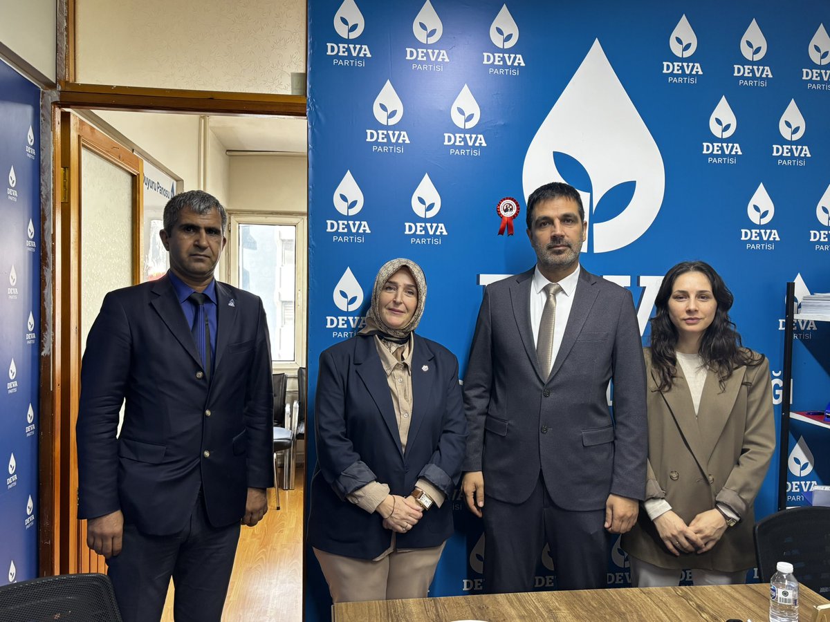 devran_kenc's tweet image. Bugün gelecek Partisi Eyüpsultan ilçe başkanı Sayın Nesrin Çark hanımefendi ağırladık nazik ziyaretleri için kendisine teşekkür ediyoruz
