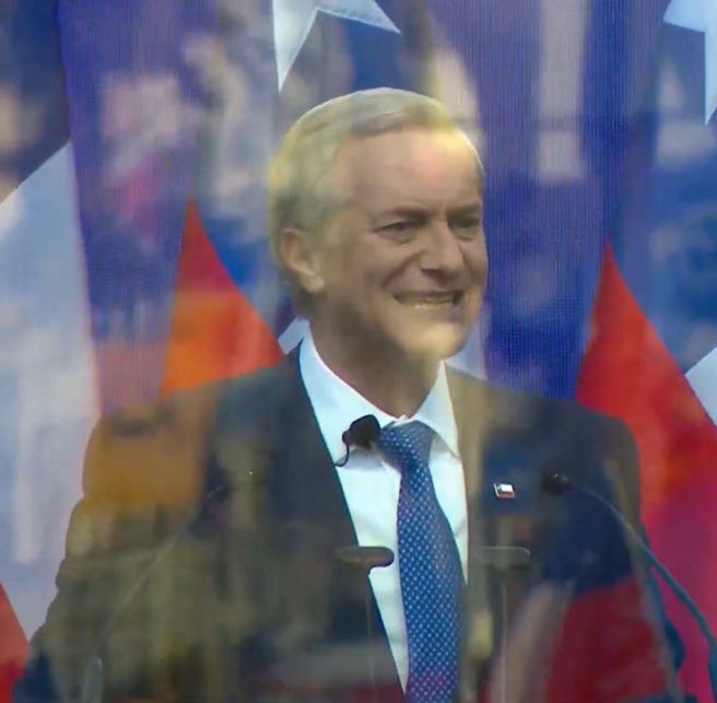 El nazi d paine es kast
El violador de niñas Macaya es kast.El q te quitara la pgu es kast. El q te quitara las 40 hrs es kast.El q te va a hacer jubilar a lo 70 años es kast.El q te quitara los años de  servicio es kast.El q quiere q le pages más a las afp es kast.  KasTKG