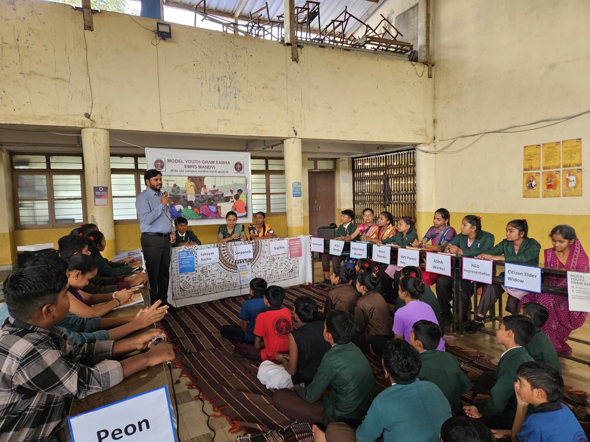 emrsmandvi's tweet photo. Proud moment for EMRS Mandvi as our Model Youth Gram Sabha was successfully conducted — empowering young voices for a better tomorrow. 🇮🇳✨
@NESTSHQ
@gstesgnr @rashtrapatibhvn @TribalAffairsIn @mopr_goi https://t.co/MCoRq118C8