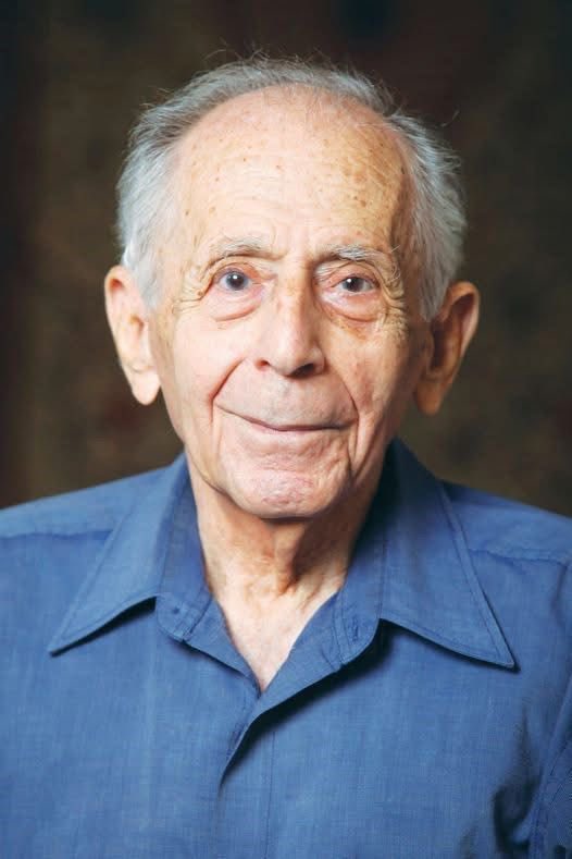 العراقي اليهودي شلومو هليل 
منظم ((فرهود اليهود)) ببغداد 

— يهودي بغدادي هاجر الى اسرائيل وعاد للعراق متنكراً وقاد فريقاً من جهاز المخابرات الموساد،وحرضوا الغوغاء الرعاع على اليهود عام 1941 وزرعوا القنابل في الكنائس اليهودية لدفع اليهود الى الهجرة الى اسرائيل و وقع نتيجة ذلك