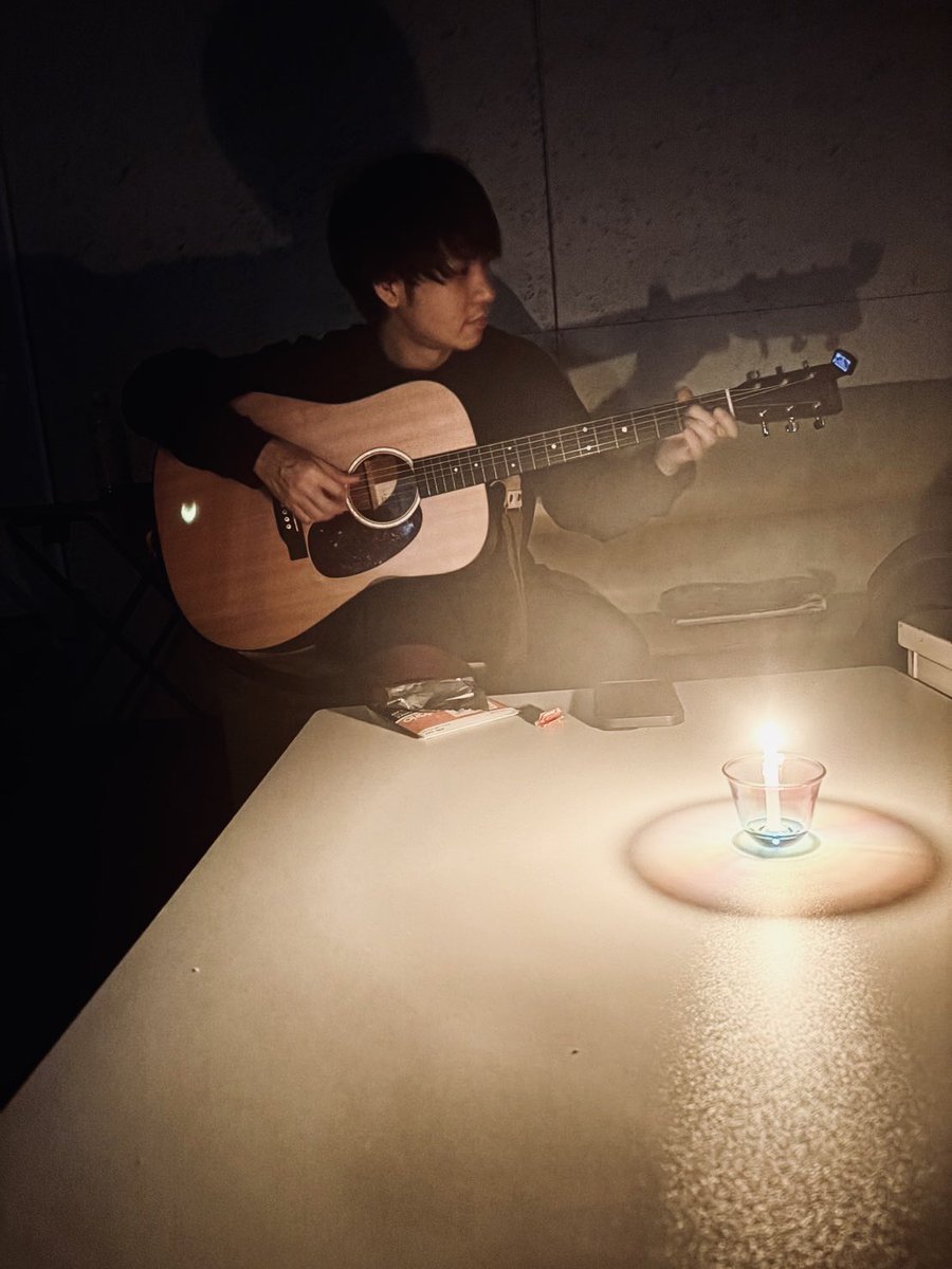 ◎ 𝙽𝙴𝚆𝚂
━━━━━━━━━━━━━━━
🐟開催決定🐟

KODOKU WOOD TOWN 『merry』 release party "present" in Hachinohe

12/14(日)
八戸FOR ME

w/
高橋しおり
NAKANO HIRONOBU
The Mappys

17:30/18:00
¥2500/¥3000

🎫ticket
kodokuwoodtown-apart.bitfan.id/q/2932