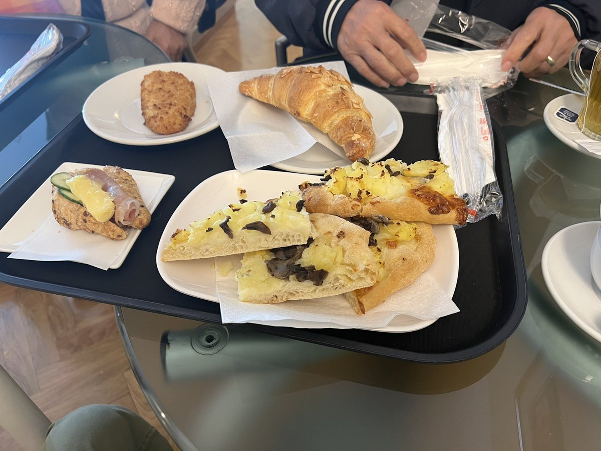 Out in Italy 🇮🇹 🤌