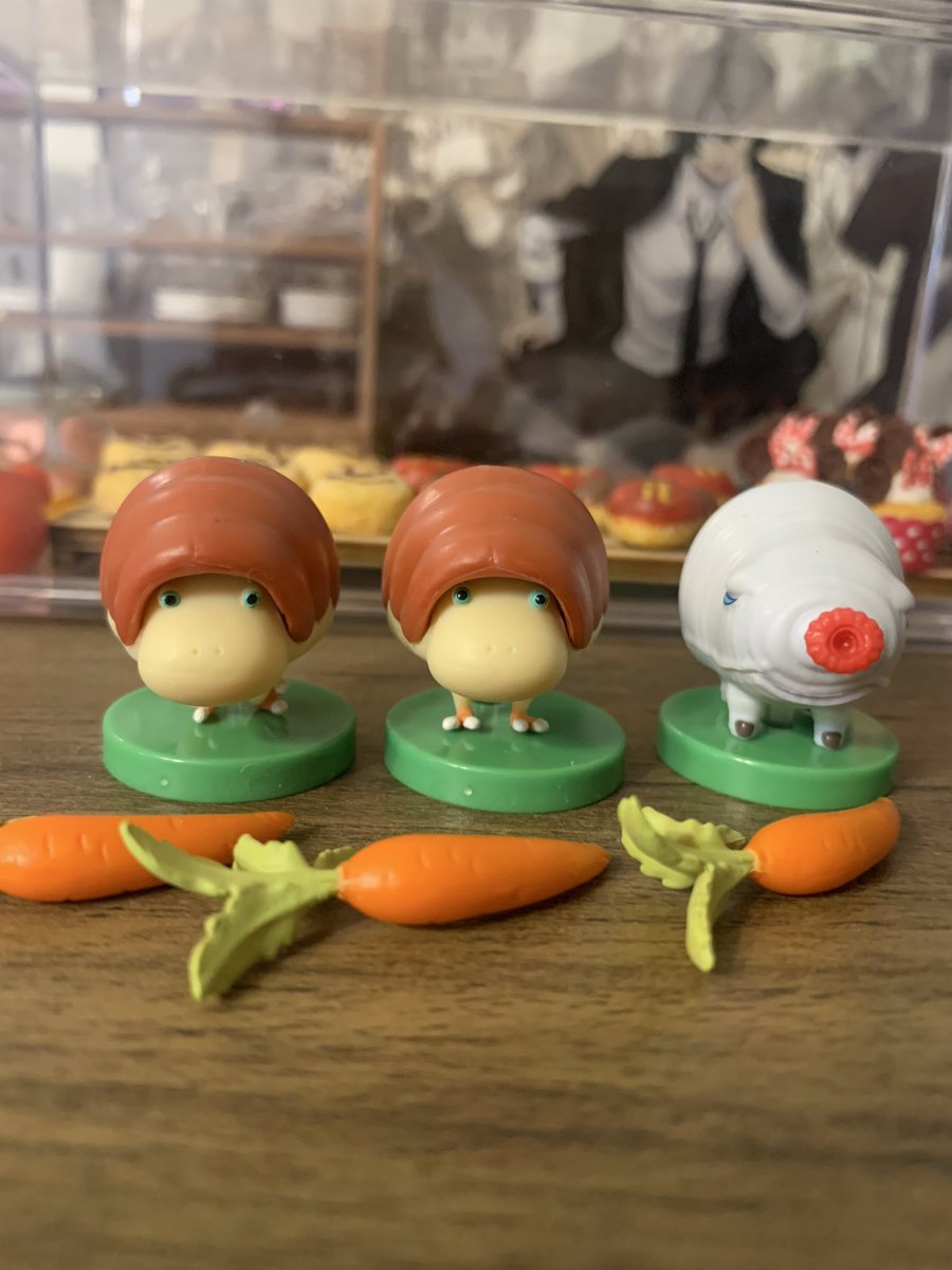 idumi0c0's tweet photo. 岩ピクミンほしさに２回目のチョコエッグ購入で双子パンモドキに... https://t.co/BcyWt7u9Lg