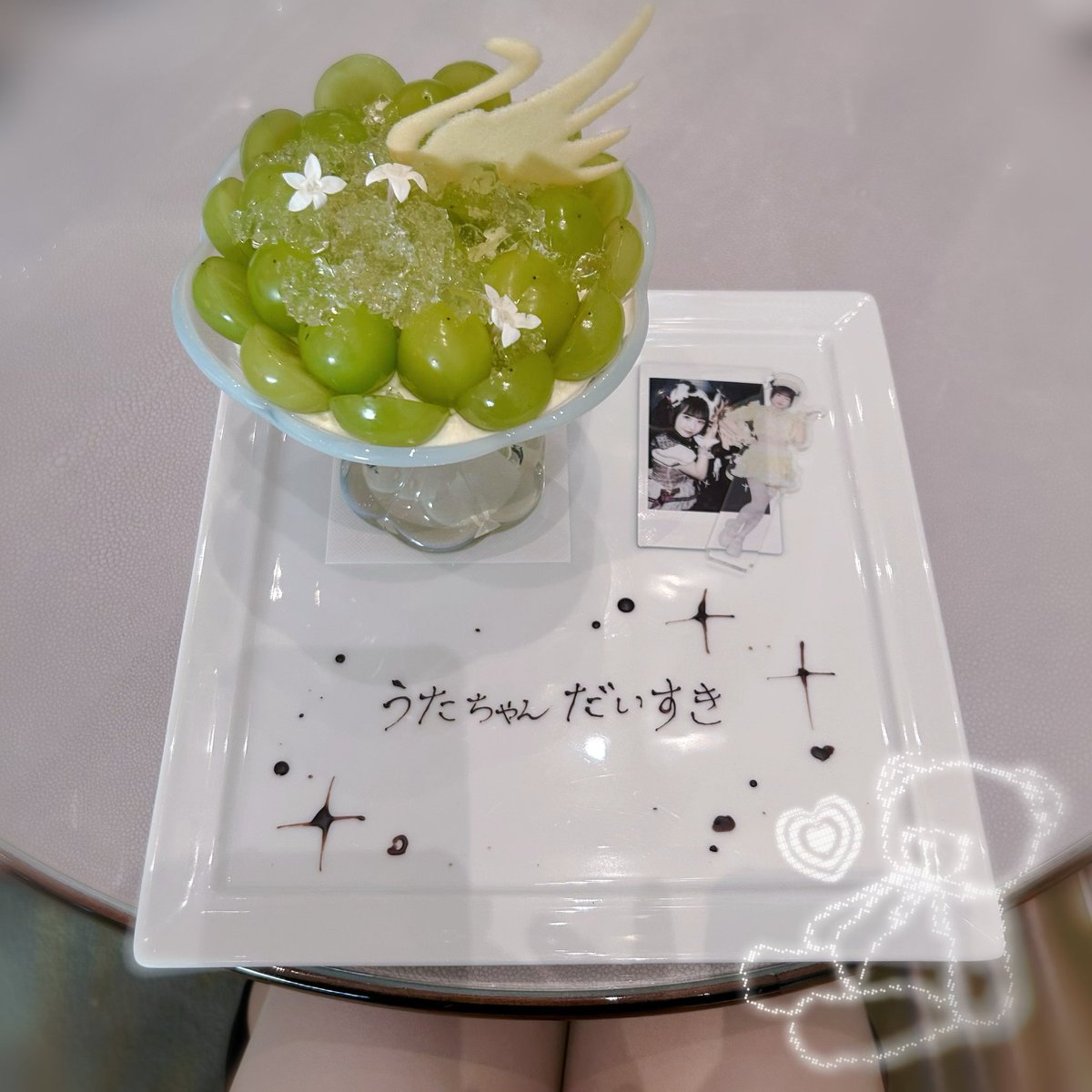 さん tweet media