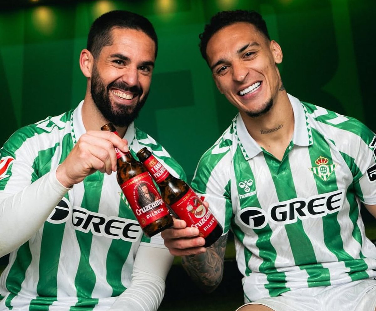 🟢⚪️🚨 ÚLTIMA HORA.

‼️ Isco Alarcón, CONVOCADO para el partido ante el Girona.

↪️ El capitán del Real Betis vuelve a una convocatoria tras unos 3 meses de lesión. 

<a href="/elchiringuitotv/">El Chiringuito TV</a>