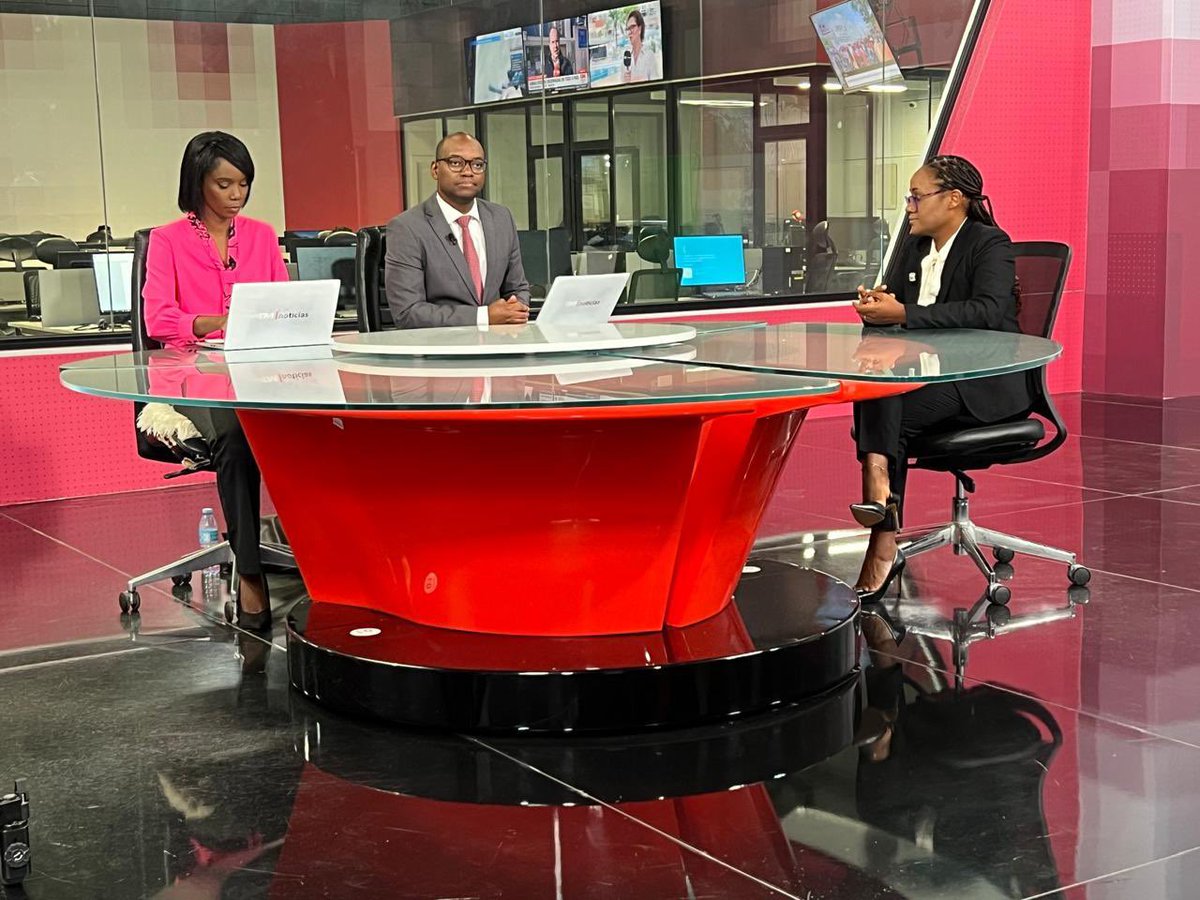 PWNLuanda's tweet image. Estivemos no TPA Notícias – Hora 10 a Divulgar o Evento Anual 2025, em Celebração ao 4º Aniversário da PWN Luanda

📍 22-NOV-2025 | 9h30 - 15h30 |  Local: ENAPP (Samba)

Inscrições: pwnluanda.net/evento-anual/

#PWNLuanda #Liderança #Empoderamento #Networking #YouFirst #Luanda