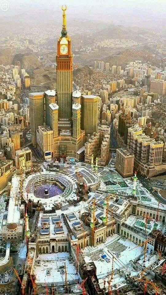 AidurusYounis's tweet photo. Bloomberg reports a major shift in Saudi policy
Muslim foreigners will soon be permitted to own real estate in the holy cities, while non-Muslims get full access to the rest of Saudi Arabi
This move opens the door to massive foreign investment
#SaudiReforms #Vision2030 #patlama https://t.co/A8lLrOeLyu