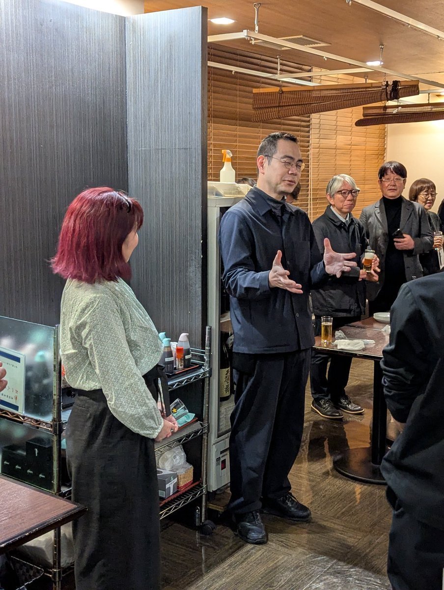 Ms_structure_DT's tweet image. ジャパンホームショーでの「日本エコハウス大賞」の受賞式も終了し、受賞者と審査員の方々、協賛メーカーとの懇親会に参加させて頂きました。

懇親会に向かう途中の夕焼けが綺麗でした。…