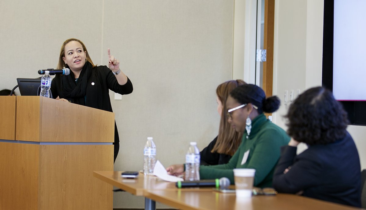 OS_DRC's tweet image. Join us November 25 at 10 a.m. EST for a live Operation Smile Academy #webinar featuring Dr. Shannon Swiger, MBA F.R. Small, MD, FACS, Assistant Professor of Surgery at Yale School of Medicine... linkedin.com/posts/operatio… Register now: lnkd.in/eH4B5Q-A