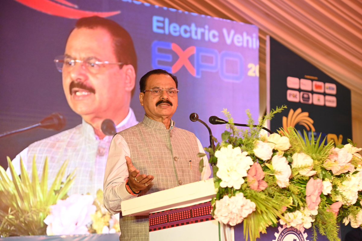 cmpatowary's tweet photo. Inaugurated the 2nd Edition of the North East Renewable Energy & Electric Vehicle Expo 2025 organised by the Federation of Industry and Commerce of North Eastern Region (FINER) at Sarusajai Stadium, Guwahati today. 

A remarkable initiative promoting clean mobility and sustainable energy solutions for the North East. Delighted to witness innovative technologies, green startups and the growing commitment towards a carbon-neutral future. 

Shri Bajrang Lohia, President FINER; Shri Bhaskar Kakoty, Director, FINER and other distinguished dignitaries were present on the occasion.

@himantabiswa 
@CMOfficeAssam