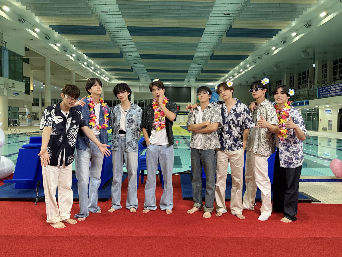 THEBOYZ_officl's tweet image. [📸] 날아가고 또 날아가느라 어딘가 지친 더보이즈🪽 하지만 플라잉 체어는 완벽 적응 완료🤭

youtu.be/lFE7p0iL6f0

#THEBOYZ #더보이즈
#또보이즈