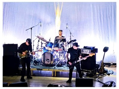 Muso's Guide - Hugh Cornwell @ The Islington Town Assembly Hall, London (Live Review) musosguide.co.uk/component/k2/i…