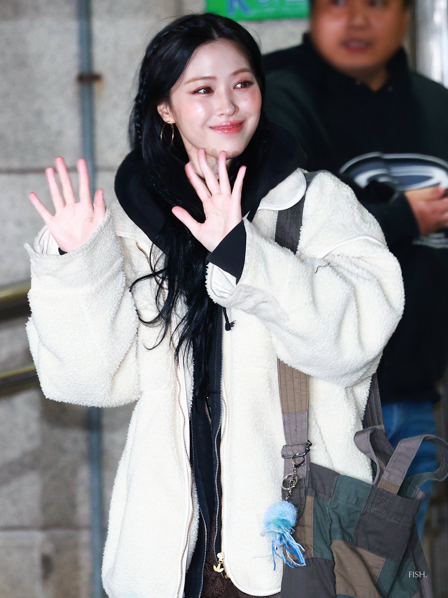 fish_SRJ's tweet image. 251121 터비 1위🎉🎉🎉
#RYUJIN #류진 #ITZY #있지 #リュジン