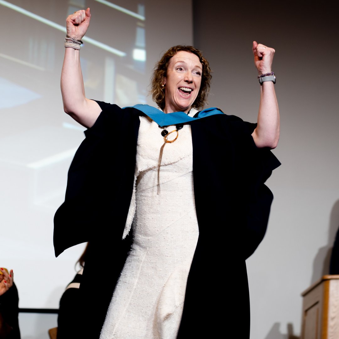 OUIreland's tweet image. Staying connected during your studies can make a huge difference when learning online. 

Take Olivia’s advice and join live lectures to engage with your classmates. They will build a sense of community which will keep you motivated. 

Remember, you’re not in this alone, your…