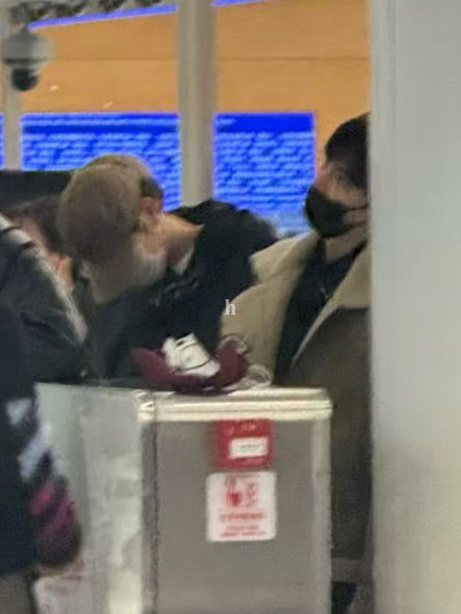 251121 TFU #현재 #영훈 
둘이 자꾸 속닥거림