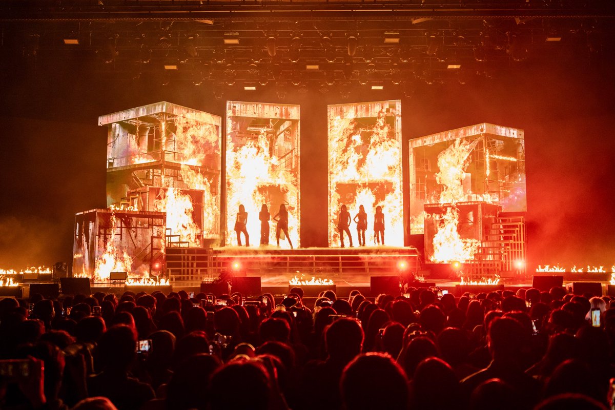 𝑶𝒖𝒓 𝒎𝒆𝒎𝒐𝒓𝒊𝒆𝒔💫 2025 izna 1st FAN-CON <Not Just Pretty