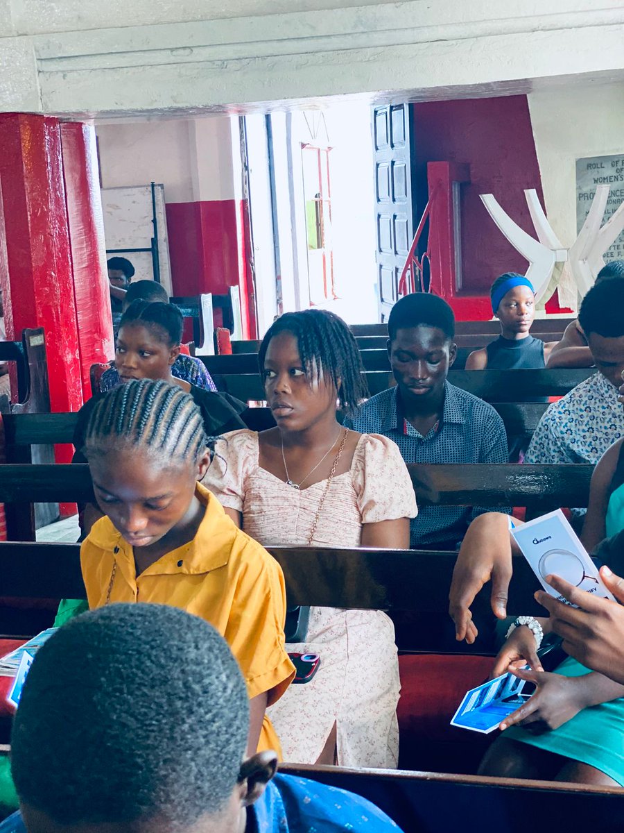 DubawaLI's tweet image. As part of #WeekForTruth2025, Christopher Nyhdro visited the Historic Providence Baptist Church to encourage worshippers to adopt simple, everyday practices that help prevent the spread of false information, from double-checking sources to asking critical questions.
#WeekForTruth…