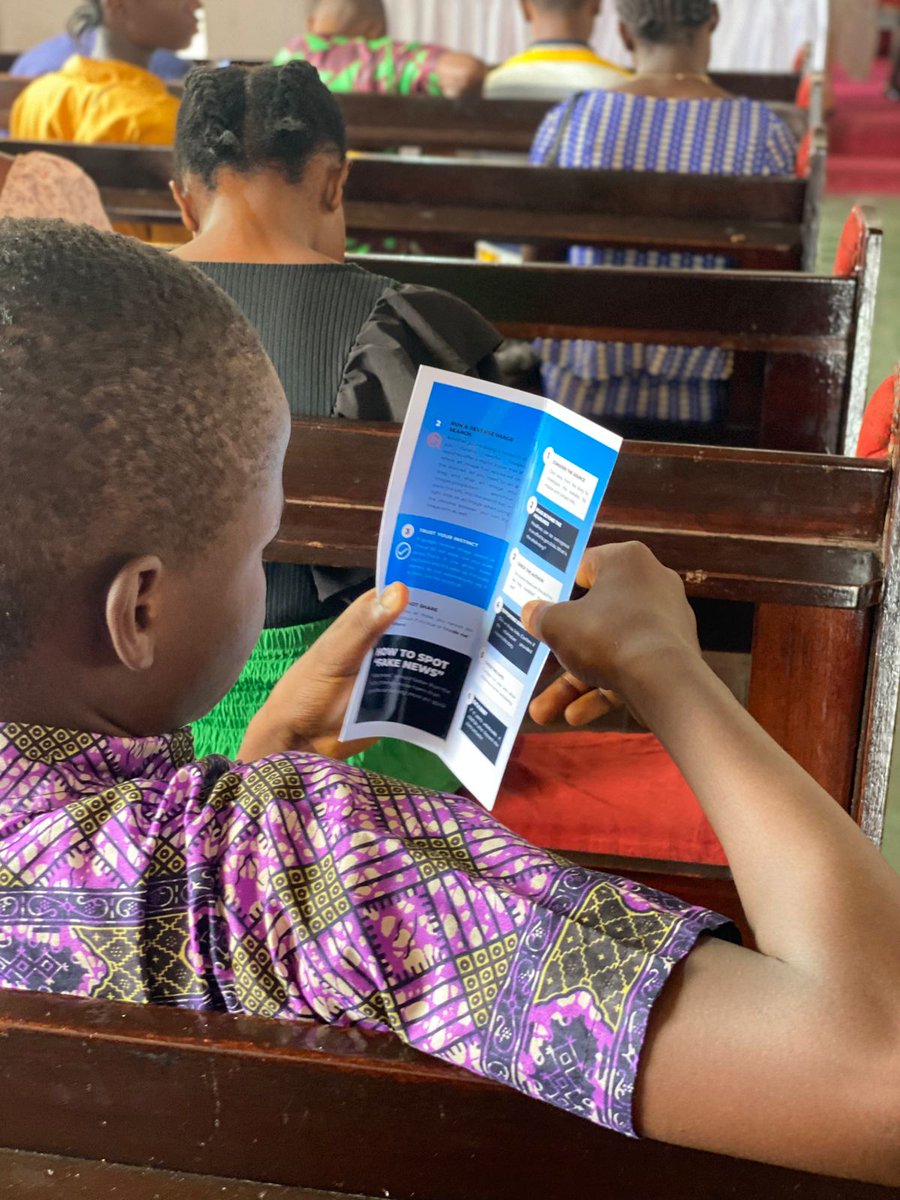 DubawaLI's tweet image. As part of #WeekForTruth2025, Christopher Nyhdro visited the Historic Providence Baptist Church to encourage worshippers to adopt simple, everyday practices that help prevent the spread of false information, from double-checking sources to asking critical questions.
#WeekForTruth…