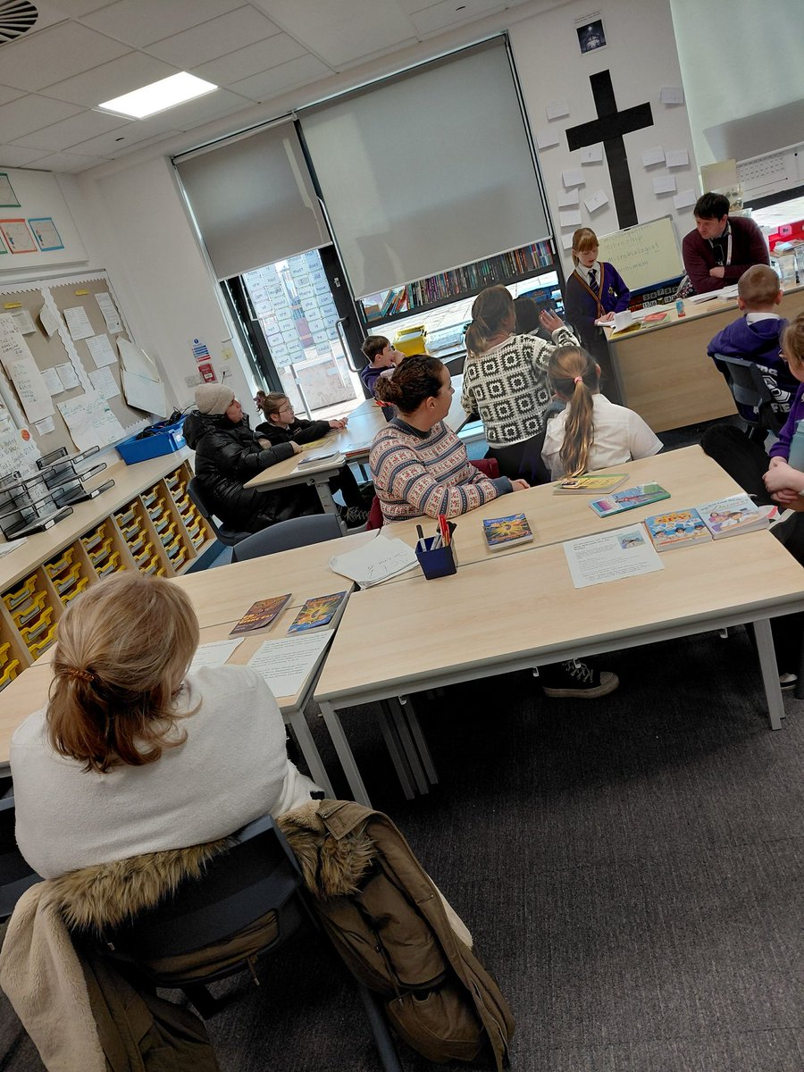 StCuthbertsPr's tweet image. To celebrate #bookweekscotland we loved having our families in to read with the children. We hope you enjoy the gifted the #bookbug and #readwritecount bags. Thank you @bookweekscot #readingschools